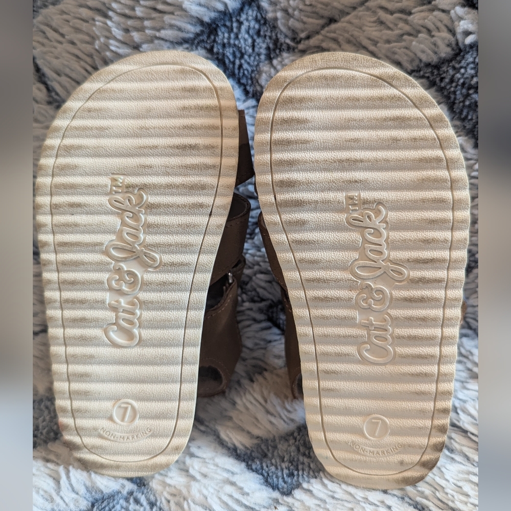 Brown Kids Cat & Jack Fisherman Sandals - Picture 4 of 4